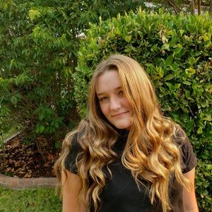 Meet your Posher, Cecily